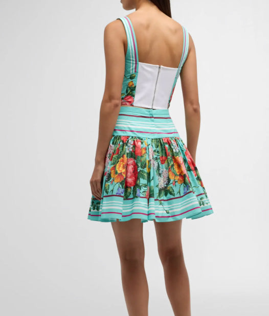 Retro Summer Vacation Set Summer New Women's Two-piece Sweetheart Top High Waist Pleated Skirt Vacation Outfit