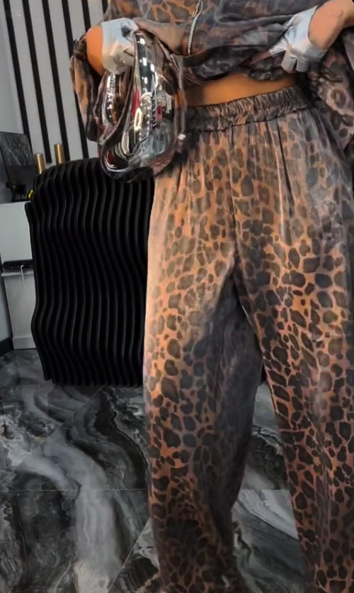 Women's Leopard Print Silky Shiny Set Mid Sleeve Leopard Print Coat & Wide Leg Pants 2-Piece Suit Waist Drawstring Casual Outfits Zipper Suit Travel Outfit