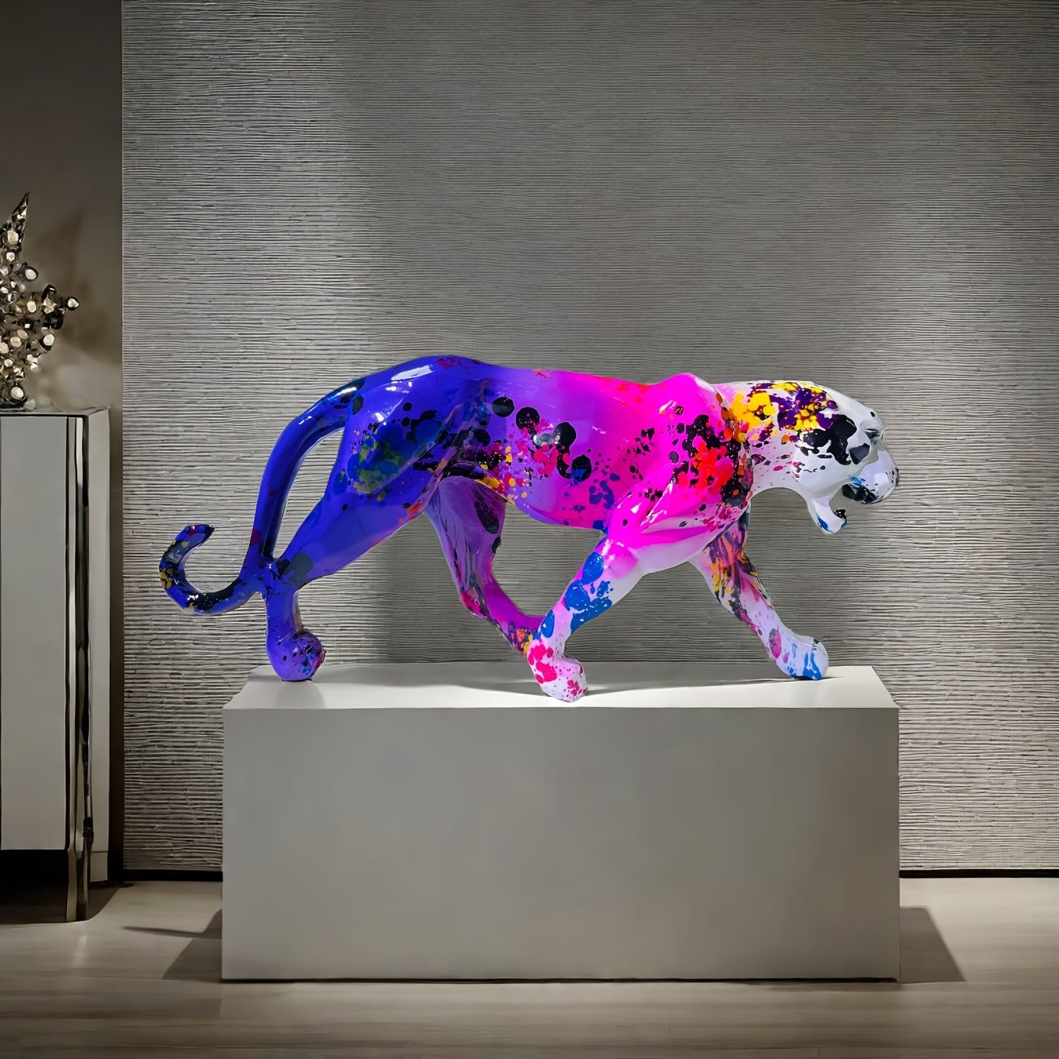 Chic Resin Leopard Statue Resin Leopard Statue  Chic Decor for Home  Office Perfect for Bookshelves  Wine Cabinets Ideal Gift for Christmas Valentines Day Birthdays  Brings Good Luck  Fortune
