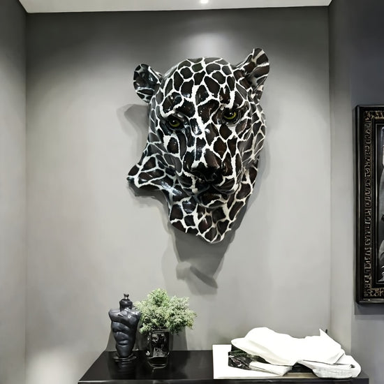 Decorative Art Black And White Leopard Head Wall Sculpture Resin Animal Statue Living Room Office Corridor Background Wall Bar Decorative Pendant Statue No Electricity Required No Feathers